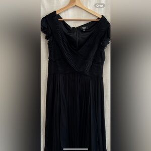 Tadashi Collection 100% Silk Vintage Inspired Black Pleated V-Neck Women's Dress